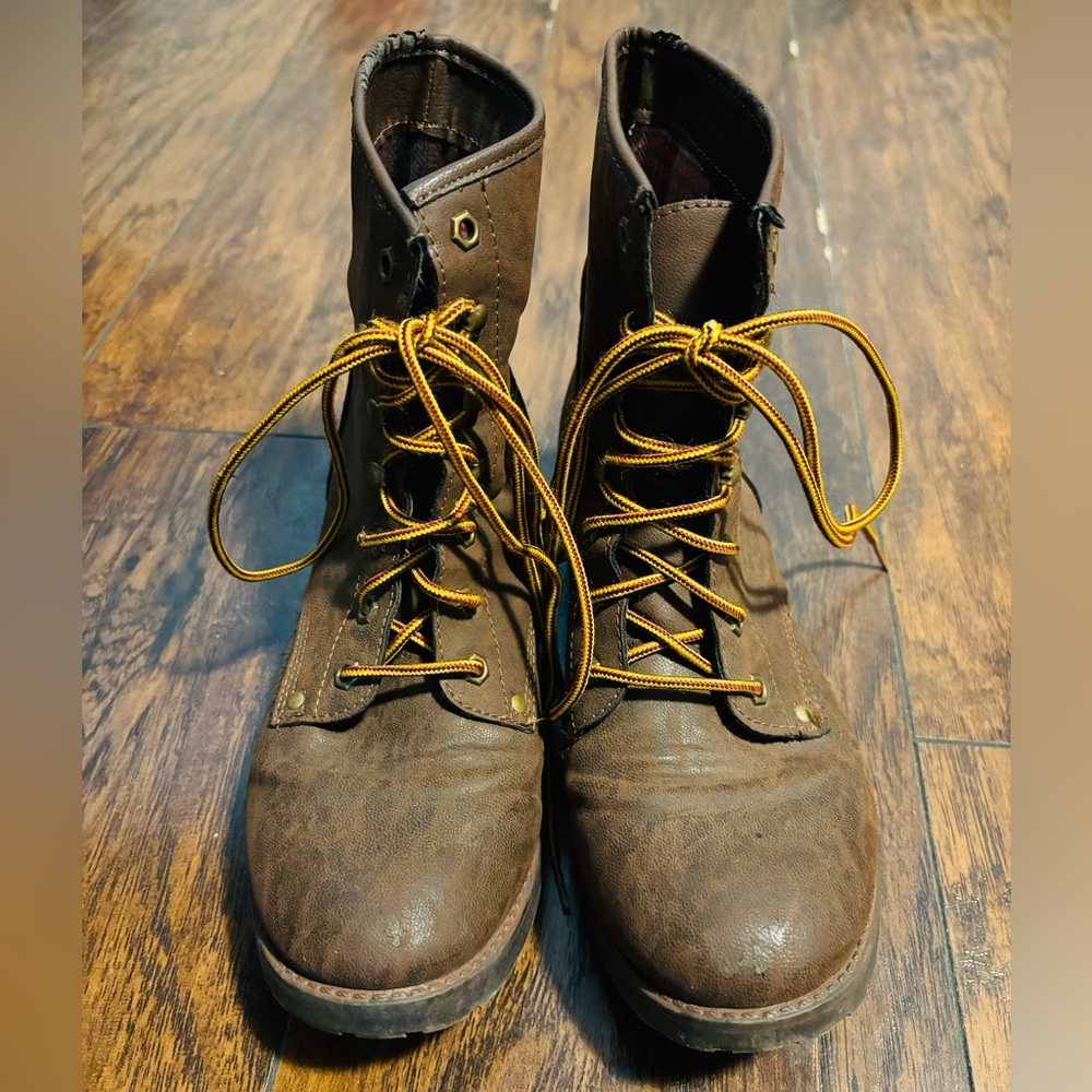 Like new, boots Rock & candy